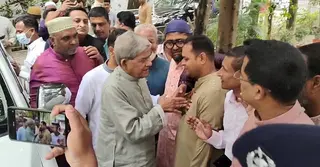 ঠাকুরগাঁওয়ে নেতাকর্মীদের সঙ্গে মির্জা ফখরুলের ঈদ শুভেচ্ছা বিনিময়